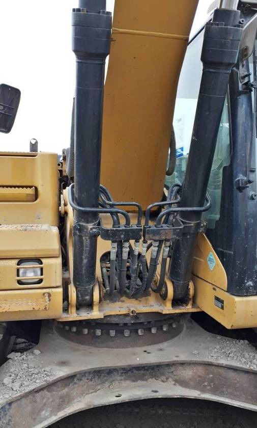 Koparka Caterpillar 320DL + long reach 16,5m - Pelle sur chenille: photos 5 Koparka Caterpillar 320DL + long reach 16,5m - Pelle sur chenille: photos 5