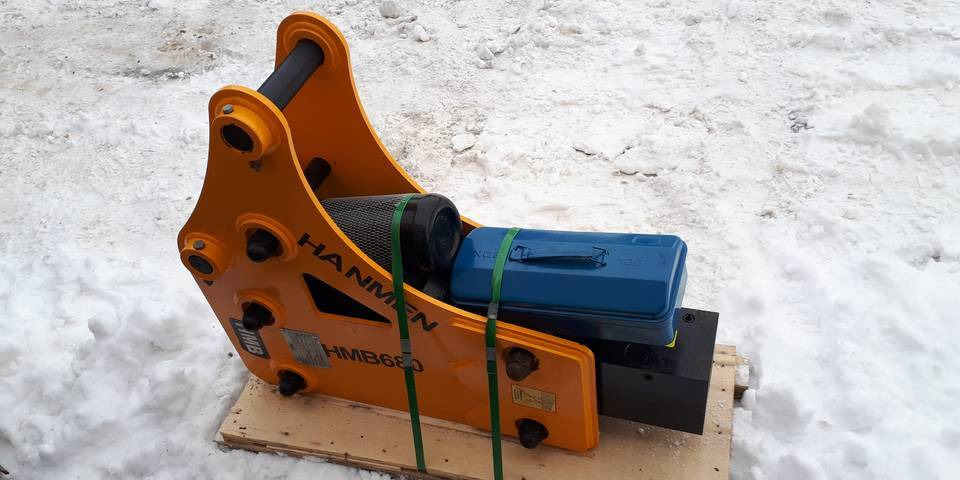 NOWY młot wyburzeniowy HMB 680 do koparki 5-7t - Marteau hydraulique pour Engins de chantier: photos 4 NOWY młot wyburzeniowy HMB 680 do koparki 5-7t - Marteau hydraulique pour Engins de chantier: photos 4