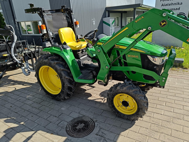 John Deere 3038E Vahva Jussi 400 - Tracteur agricole: photos 4 John Deere 3038E Vahva Jussi 400 - Tracteur agricole: photos 4