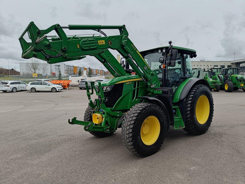 John Deere 6115 RC - Tracteur agricole: photos 3 John Deere 6115 RC - Tracteur agricole: photos 3
