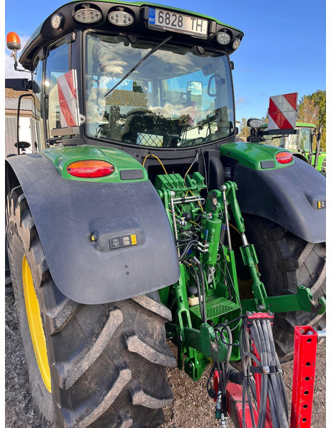 John Deere 6215R Autopowr - Tracteur agricole: photos 4 John Deere 6215R Autopowr - Tracteur agricole: photos 4