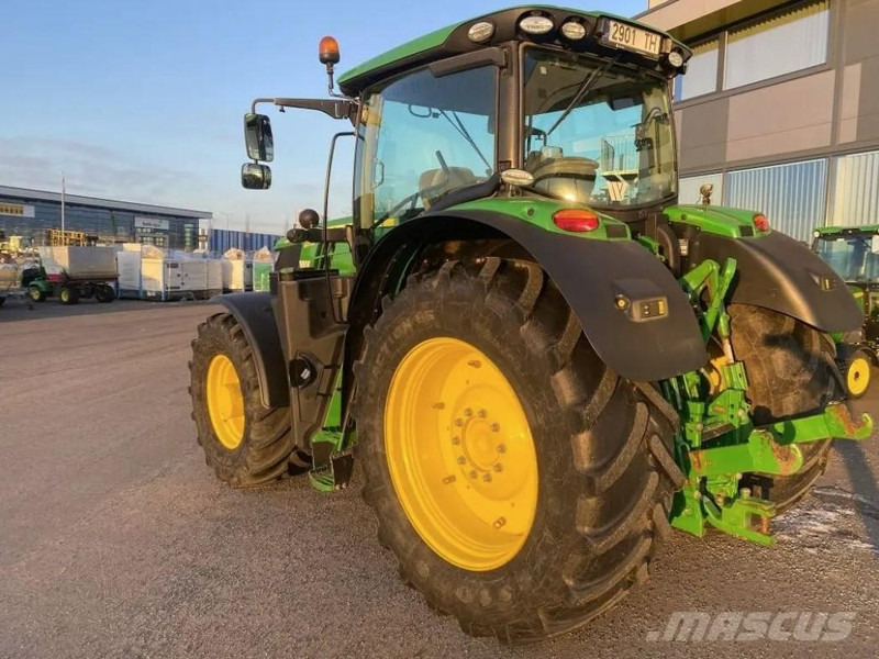 John Deere 6215R - Tracteur agricole: photos 4 John Deere 6215R - Tracteur agricole: photos 4