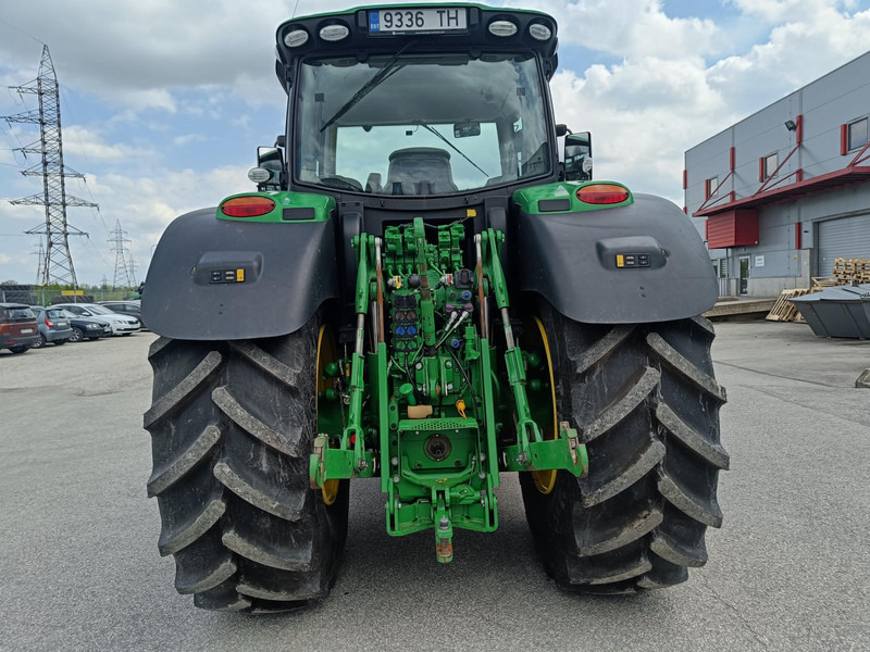 John Deere 6215R - Tracteur agricole: photos 4 John Deere 6215R - Tracteur agricole: photos 4