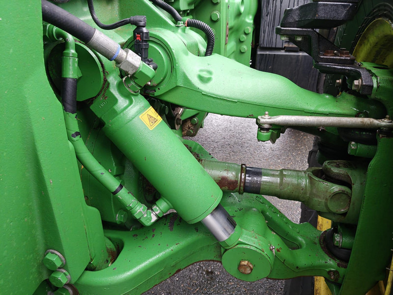 Tracteur agricole John Deere 8400R: photos 9 Tracteur agricole John Deere 8400R: photos 9