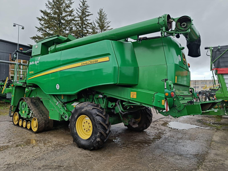 John Deere T670i - Moissonneuse-batteuse: photos 3 John Deere T670i - Moissonneuse-batteuse: photos 3