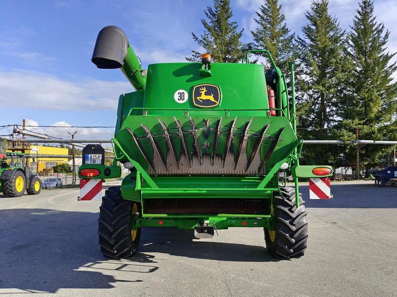 John Deere W650 i 722X - Moissonneuse-batteuse: photos 5 John Deere W650 i 722X - Moissonneuse-batteuse: photos 5