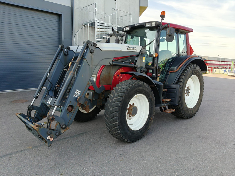 Valtra N101 - Tracteur agricole: photos 1 Valtra N101 - Tracteur agricole: photos 1