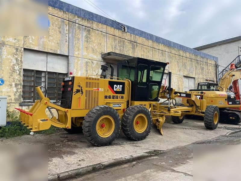 CATERPILLAR 140H - Niveleuse: photos 3 CATERPILLAR 140H - Niveleuse: photos 3