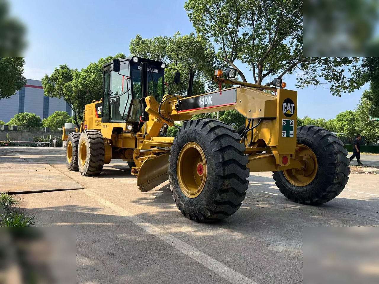 CATERPILLAR 140K - Niveleuse: photos 1 CATERPILLAR 140K - Niveleuse: photos 1