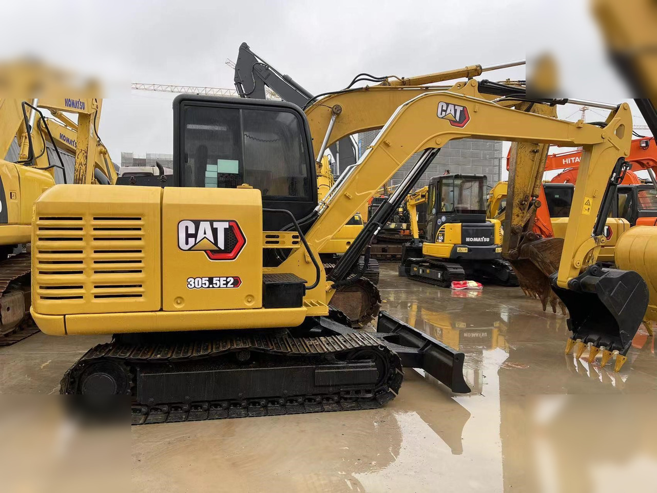 CATERPILLAR 305.5E2 - Mini pelle: photos 1 CATERPILLAR 305.5E2 - Mini pelle: photos 1
