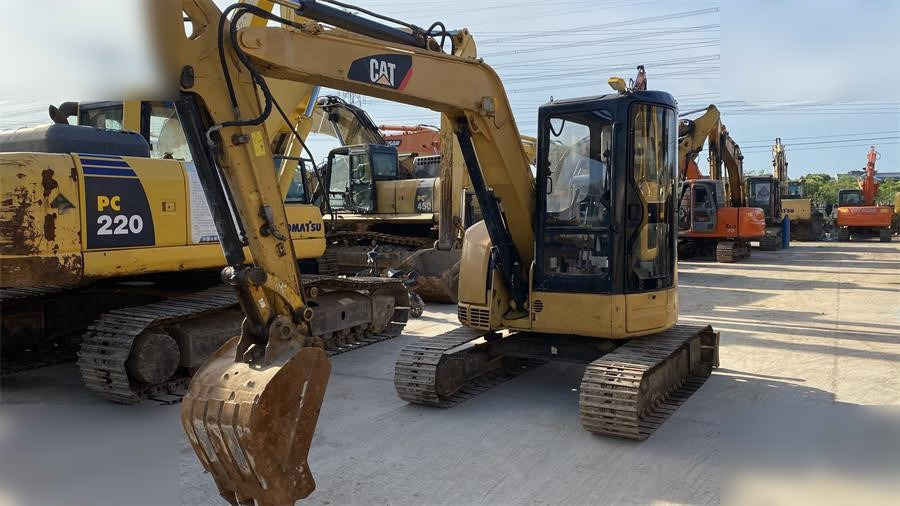CATERPILLAR 305C CR - Mini pelle: photos 1 CATERPILLAR 305C CR - Mini pelle: photos 1