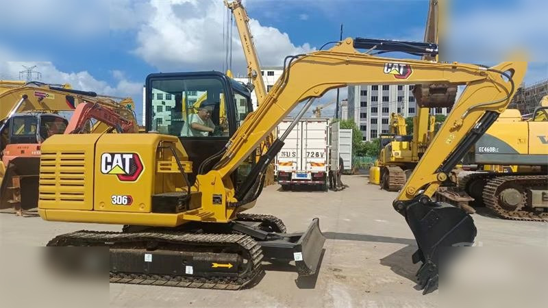 CATERPILLAR 306E2 - Pelle sur chenille: photos 4 CATERPILLAR 306E2 - Pelle sur chenille: photos 4