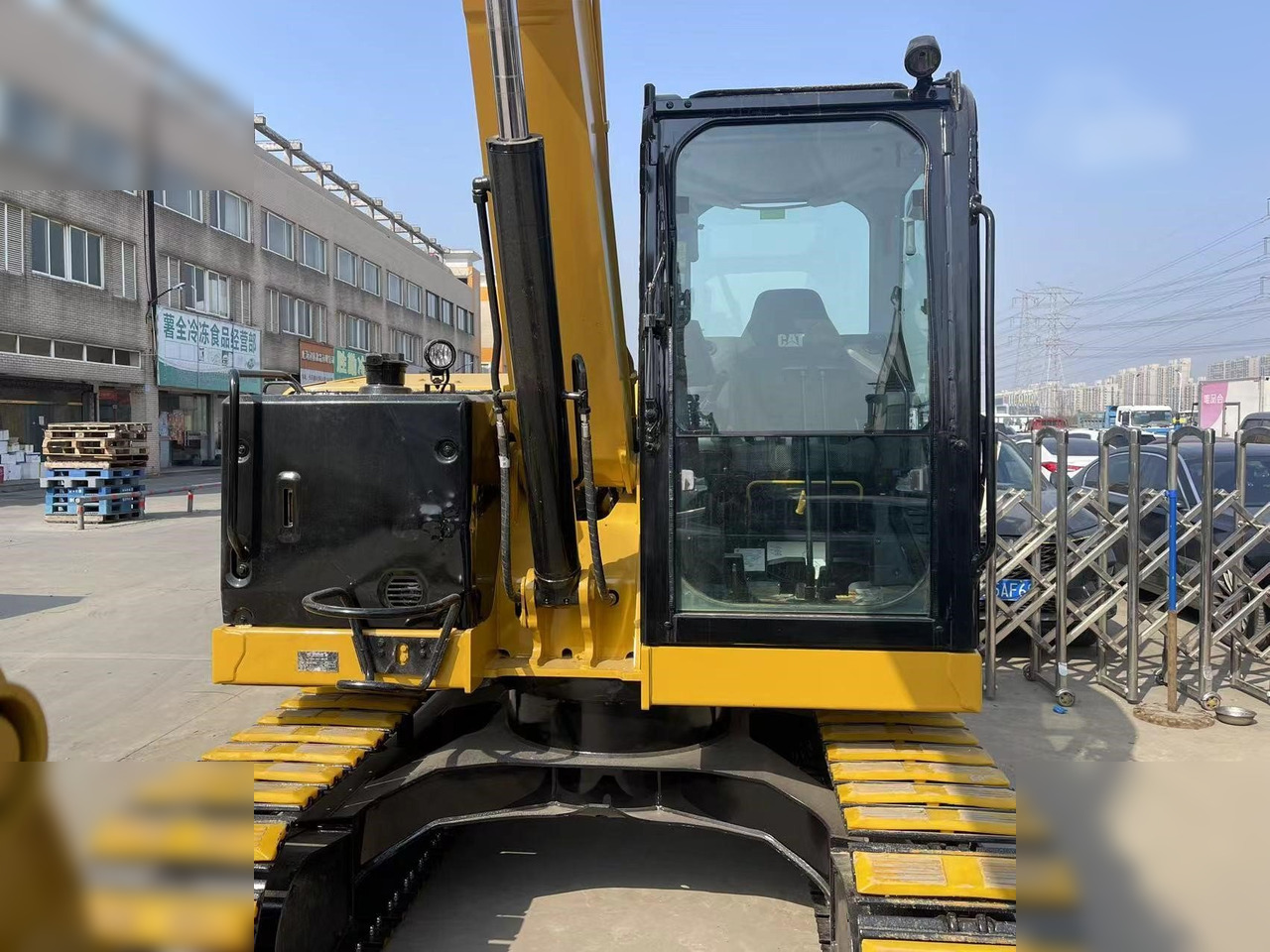CATERPILLAR 307.5 - Pelle sur chenille: photos 4 CATERPILLAR 307.5 - Pelle sur chenille: photos 4