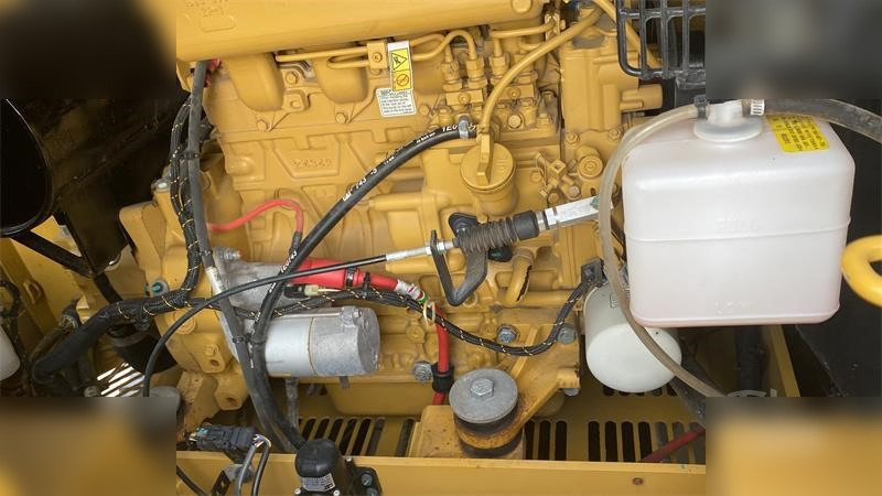 CATERPILLAR 307.5 - Pelle sur chenille: photos 5 CATERPILLAR 307.5 - Pelle sur chenille: photos 5