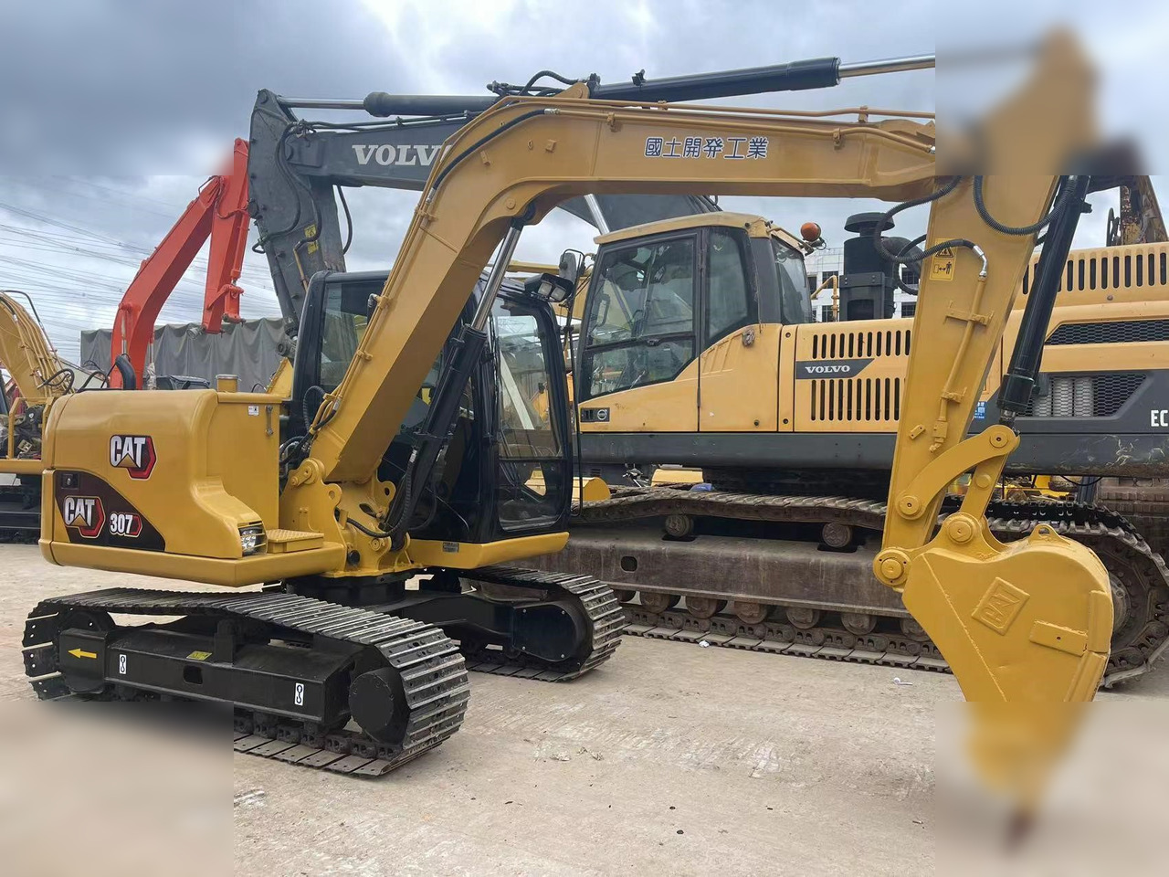 CATERPILLAR 307D - Pelle sur chenille: photos 2 CATERPILLAR 307D - Pelle sur chenille: photos 2