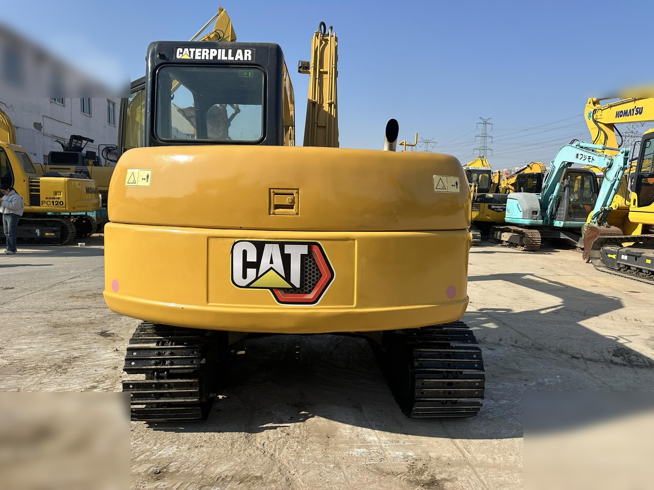 CATERPILLAR 307D - Pelle sur chenille: photos 3 CATERPILLAR 307D - Pelle sur chenille: photos 3
