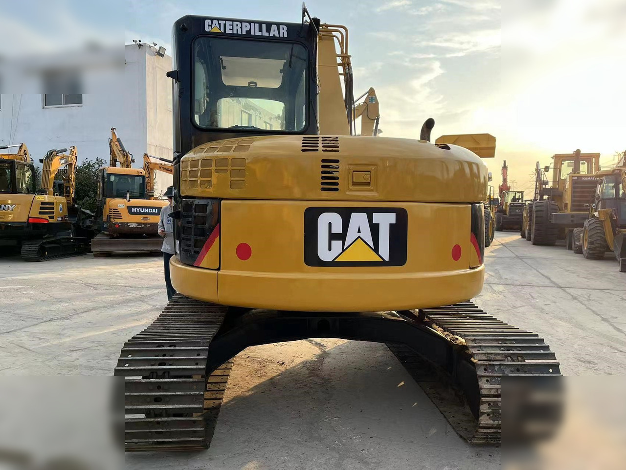 CATERPILLAR 308D - Pelle sur chenille: photos 3 CATERPILLAR 308D - Pelle sur chenille: photos 3