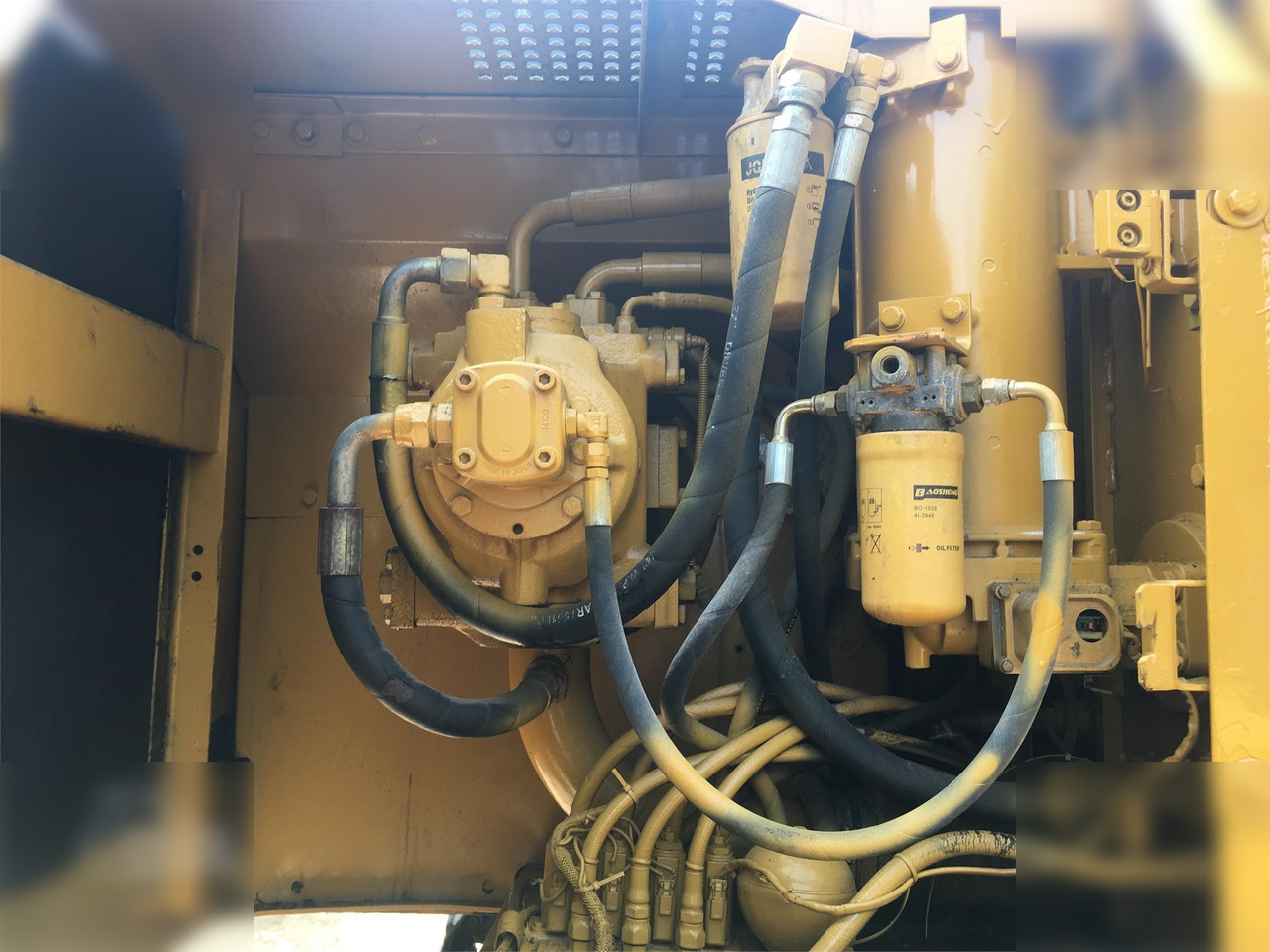 CATERPILLAR 320BL - Pelle sur chenille: photos 5 CATERPILLAR 320BL - Pelle sur chenille: photos 5