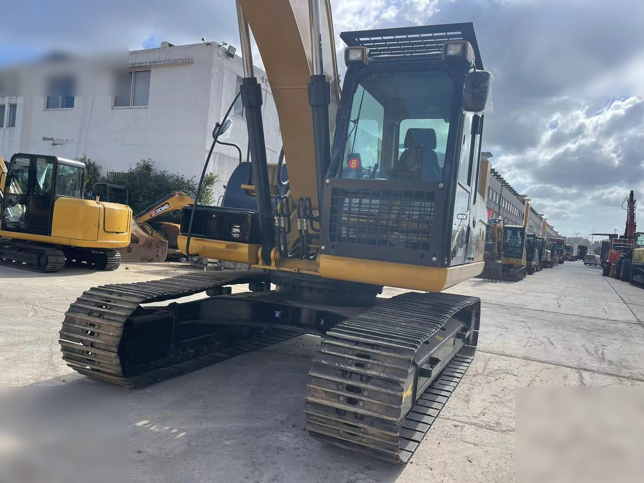 CATERPILLAR 320D - Pelle sur chenille: photos 3 CATERPILLAR 320D - Pelle sur chenille: photos 3