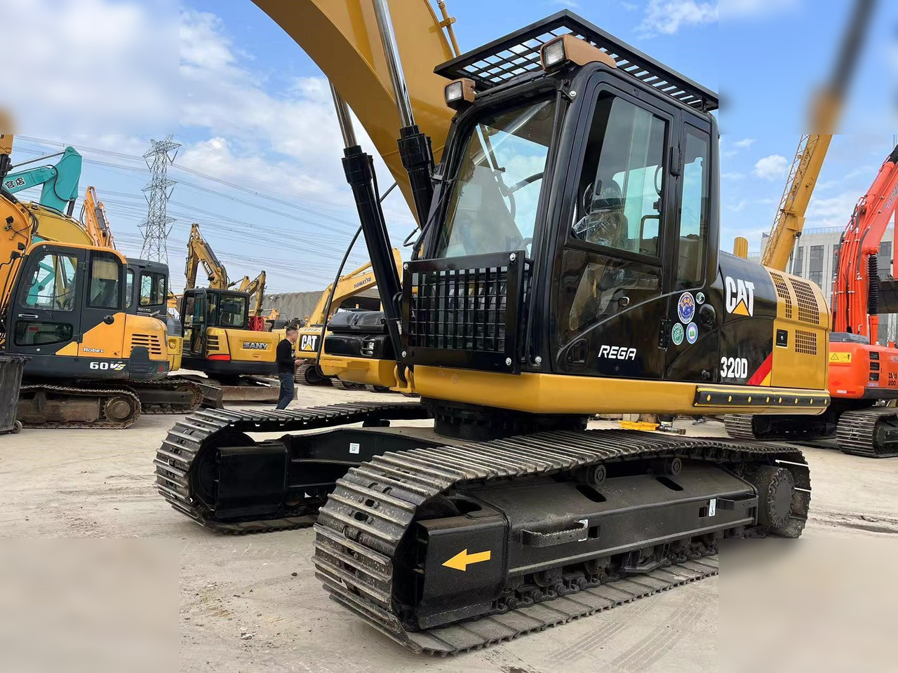CATERPILLAR 320D - Pelle sur chenille: photos 5 CATERPILLAR 320D - Pelle sur chenille: photos 5
