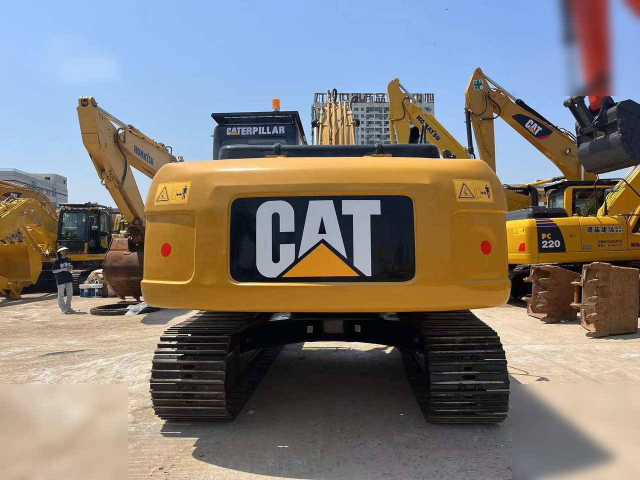 CATERPILLAR 320D - Pelle sur chenille: photos 5 CATERPILLAR 320D - Pelle sur chenille: photos 5