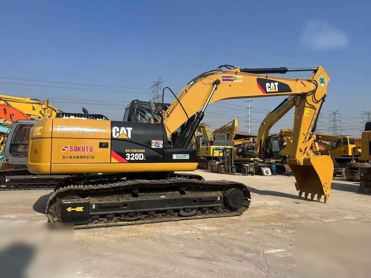 CATERPILLAR 320D - Pelle sur chenille: photos 2 CATERPILLAR 320D - Pelle sur chenille: photos 2