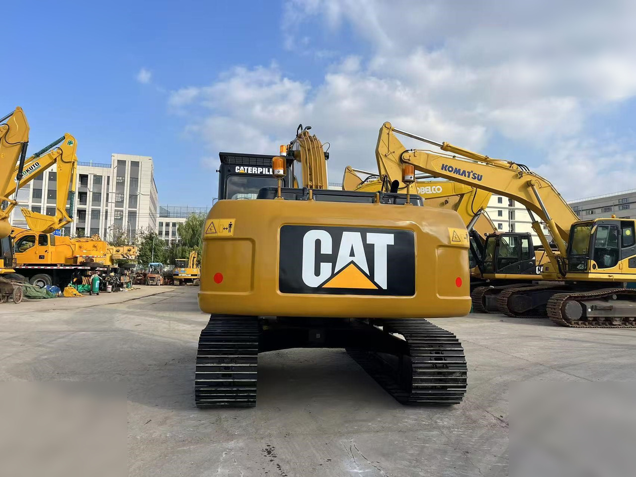 CATERPILLAR 320D - Pelle sur chenille: photos 4 CATERPILLAR 320D - Pelle sur chenille: photos 4
