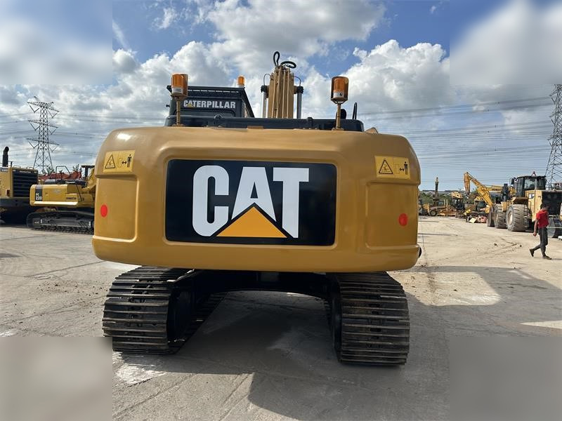 CATERPILLAR 320D - Pelle sur chenille: photos 2 CATERPILLAR 320D - Pelle sur chenille: photos 2