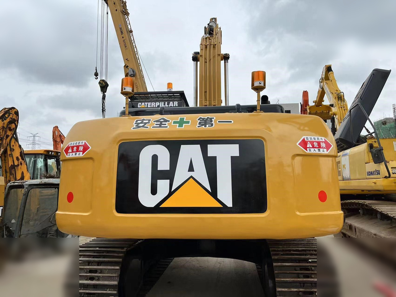 CATERPILLAR 320D - Pelle sur chenille: photos 2 CATERPILLAR 320D - Pelle sur chenille: photos 2