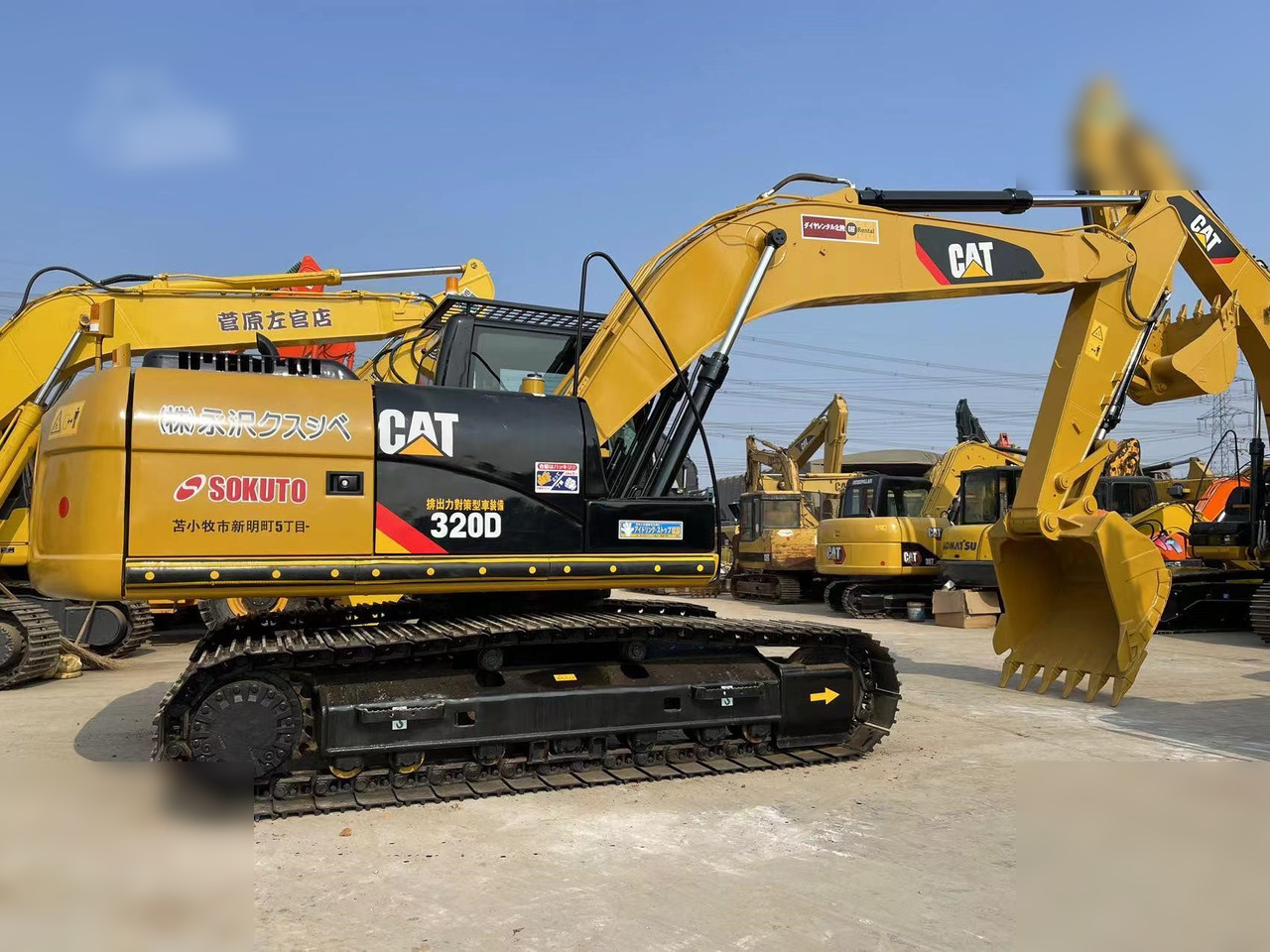 CATERPILLAR 320D - Pelle sur chenille: photos 3 CATERPILLAR 320D - Pelle sur chenille: photos 3
