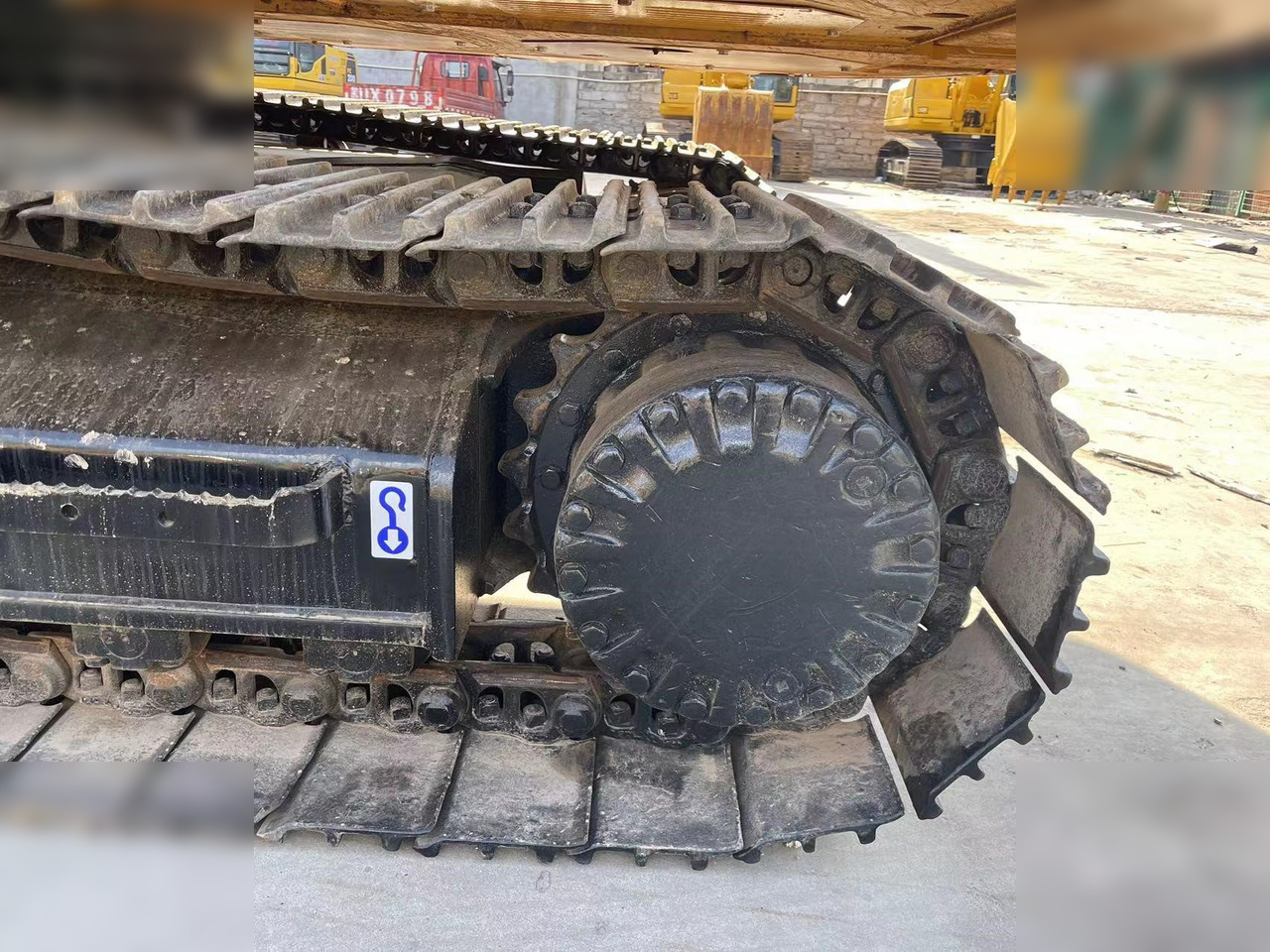 CATERPILLAR 320DL - Pelle sur chenille: photos 5 CATERPILLAR 320DL - Pelle sur chenille: photos 5