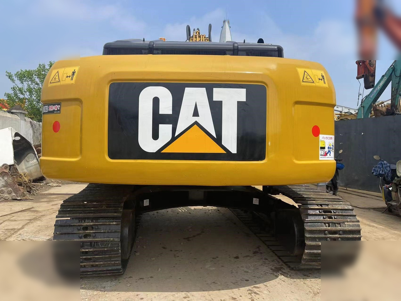 CATERPILLAR 320DL - Pelle sur chenille: photos 5 CATERPILLAR 320DL - Pelle sur chenille: photos 5