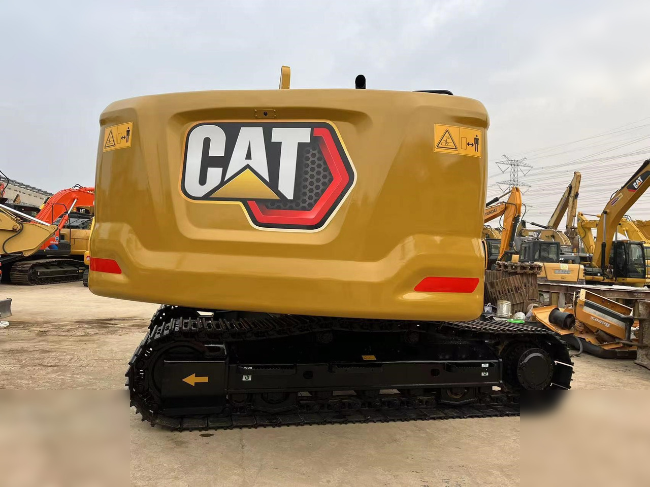 CATERPILLAR 320GC - Pelle sur chenille: photos 4 CATERPILLAR 320GC - Pelle sur chenille: photos 4