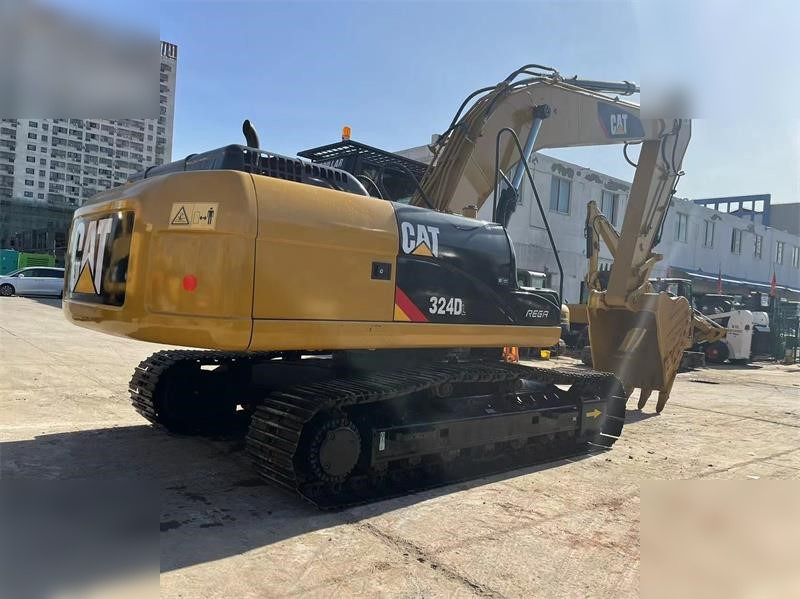 CATERPILLAR 324DL - Pelle sur chenille: photos 2 CATERPILLAR 324DL - Pelle sur chenille: photos 2