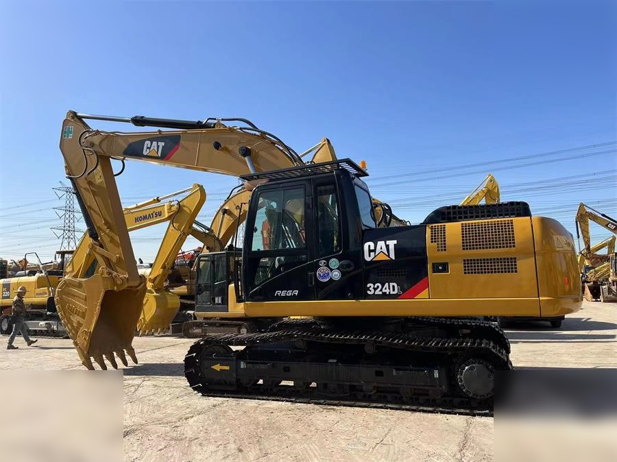 CATERPILLAR 324DL - Pelle sur chenille: photos 1 CATERPILLAR 324DL - Pelle sur chenille: photos 1