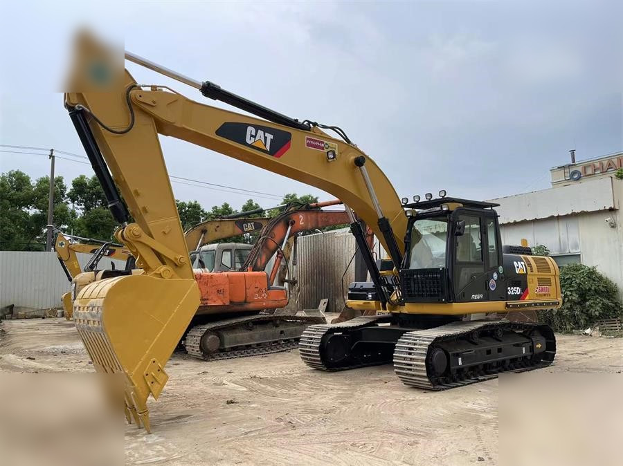 CATERPILLAR 325DL - Pelle sur chenille: photos 3 CATERPILLAR 325DL - Pelle sur chenille: photos 3