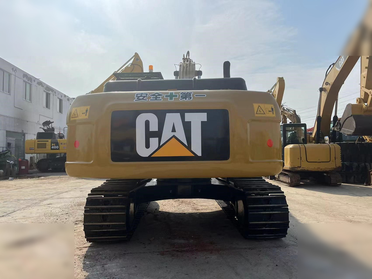 CATERPILLAR 325DL - Pelle sur chenille: photos 4 CATERPILLAR 325DL - Pelle sur chenille: photos 4