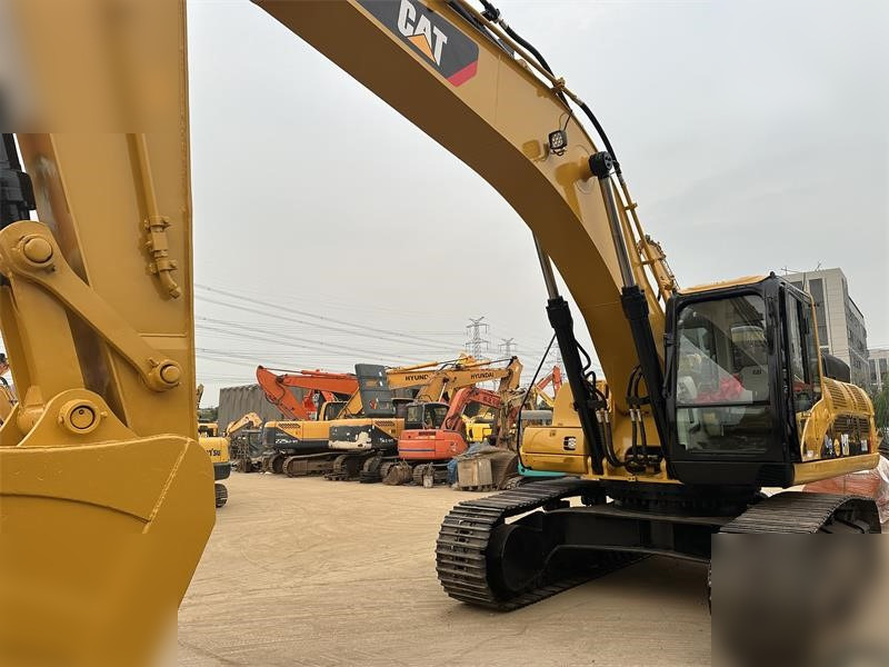 CATERPILLAR 330D - Pelle sur chenille: photos 4 CATERPILLAR 330D - Pelle sur chenille: photos 4