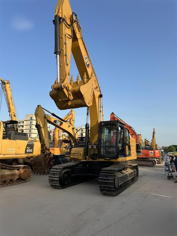 CATERPILLAR 336GC - Pelle sur chenille: photos 3 CATERPILLAR 336GC - Pelle sur chenille: photos 3
