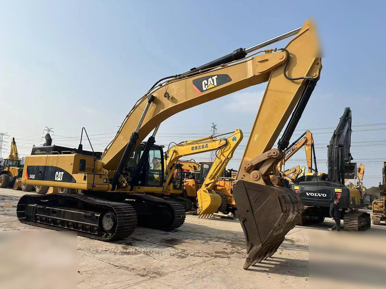 CATERPILLAR 345D - Pelle sur chenille: photos 3 CATERPILLAR 345D - Pelle sur chenille: photos 3