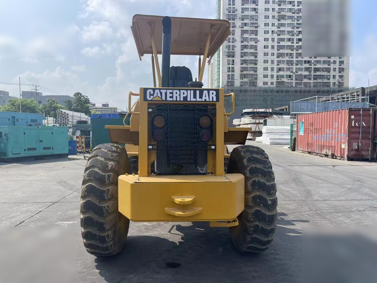 CATERPILLAR 910 - Chargeuse sur pneus: photos 5 CATERPILLAR 910 - Chargeuse sur pneus: photos 5