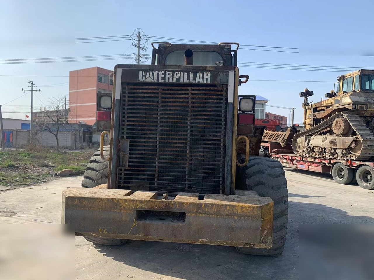 CATERPILLAR 966F - Chargeuse sur pneus: photos 4 CATERPILLAR 966F - Chargeuse sur pneus: photos 4