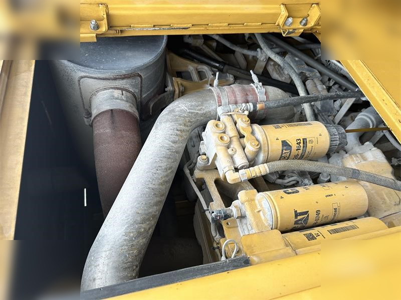 CATERPILLAR 986H - Chargeuse sur pneus: photos 5 CATERPILLAR 986H - Chargeuse sur pneus: photos 5