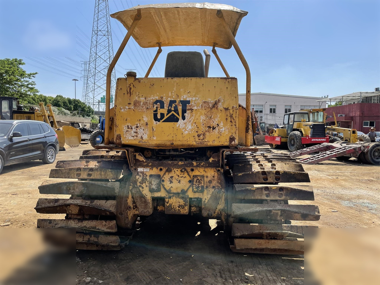 CATERPILLAR D5B - Bulldozer: photos 4 CATERPILLAR D5B - Bulldozer: photos 4