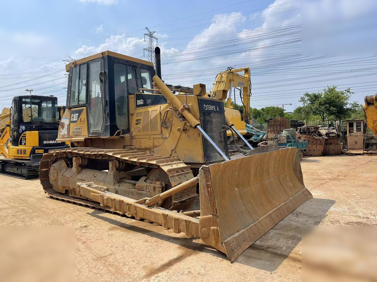 CATERPILLAR D6G - Bulldozer: photos 2 CATERPILLAR D6G - Bulldozer: photos 2