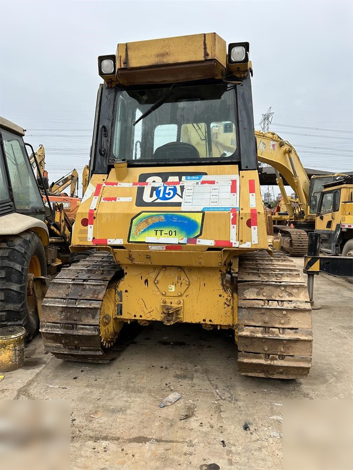 CATERPILLAR D6G2 XL - Bulldozer: photos 4 CATERPILLAR D6G2 XL - Bulldozer: photos 4