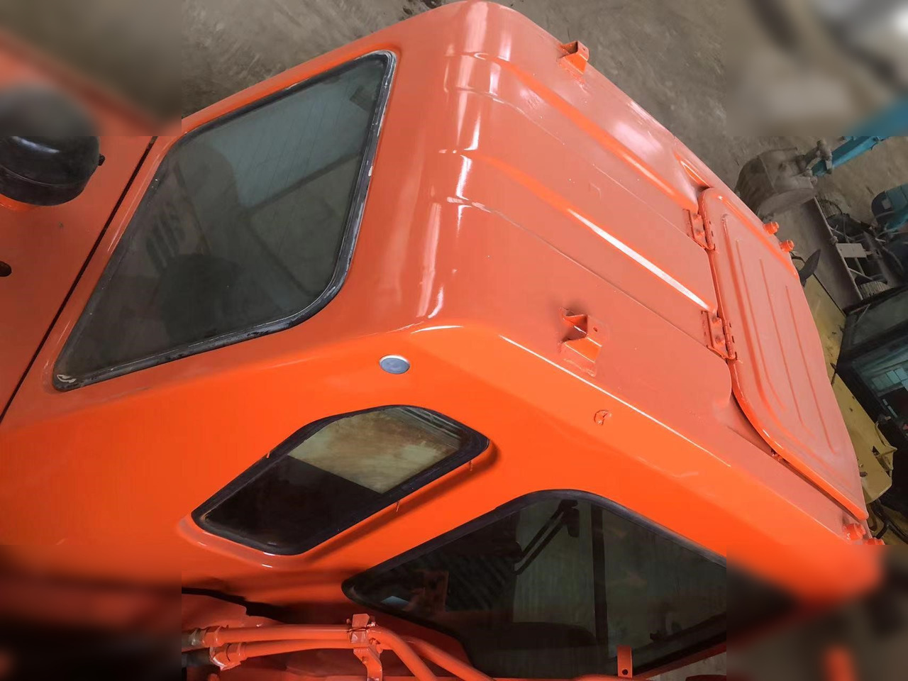DOOSAN DH150 LC-7 - Pelle sur chenille: photos 4 DOOSAN DH150 LC-7 - Pelle sur chenille: photos 4