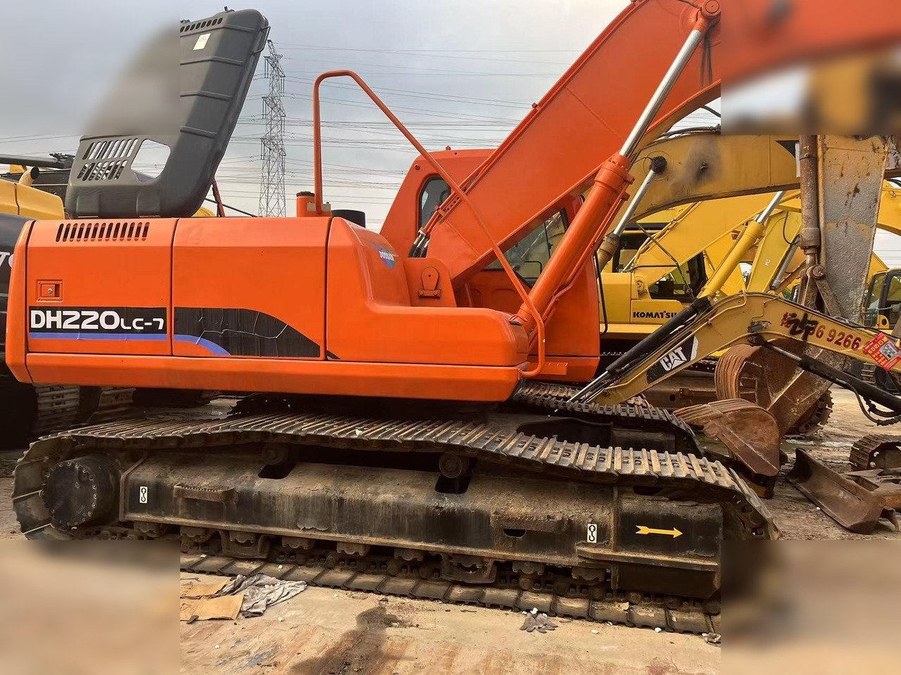 DOOSAN DH220 LC-7 - Pelle sur chenille: photos 4 DOOSAN DH220 LC-7 - Pelle sur chenille: photos 4