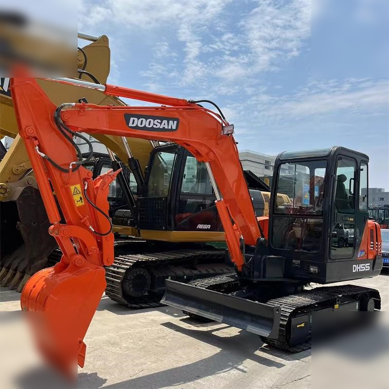 DOOSAN DH55-V - Mini pelle: photos 2 DOOSAN DH55-V - Mini pelle: photos 2
