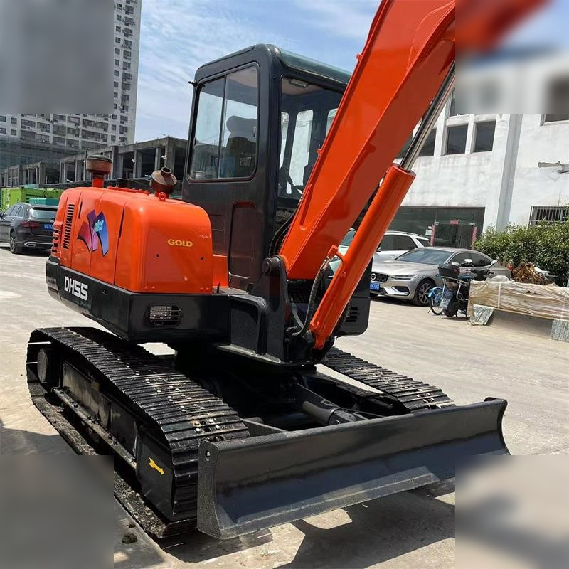 DOOSAN DH55-V - Mini pelle: photos 3 DOOSAN DH55-V - Mini pelle: photos 3